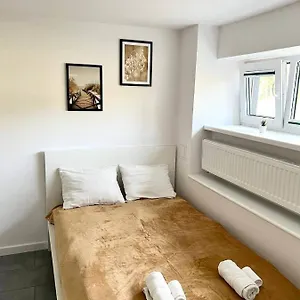 New On Batorego, Metro, Centre , Wi-fi - By Hik Apartament Warszawa