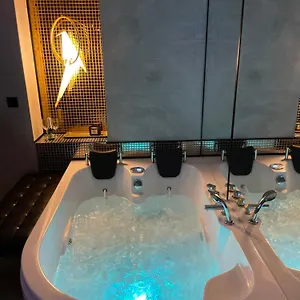 Z Jacuzzi W Sercu Krakowa Apartament Kraków
